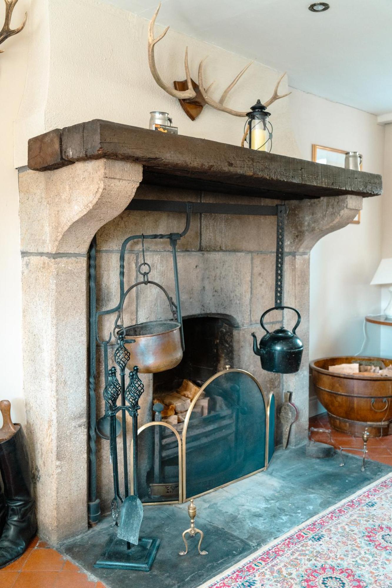 Luxury Accommodation In County Antrim With Riverside Hot Tub Kells Zewnętrze zdjęcie