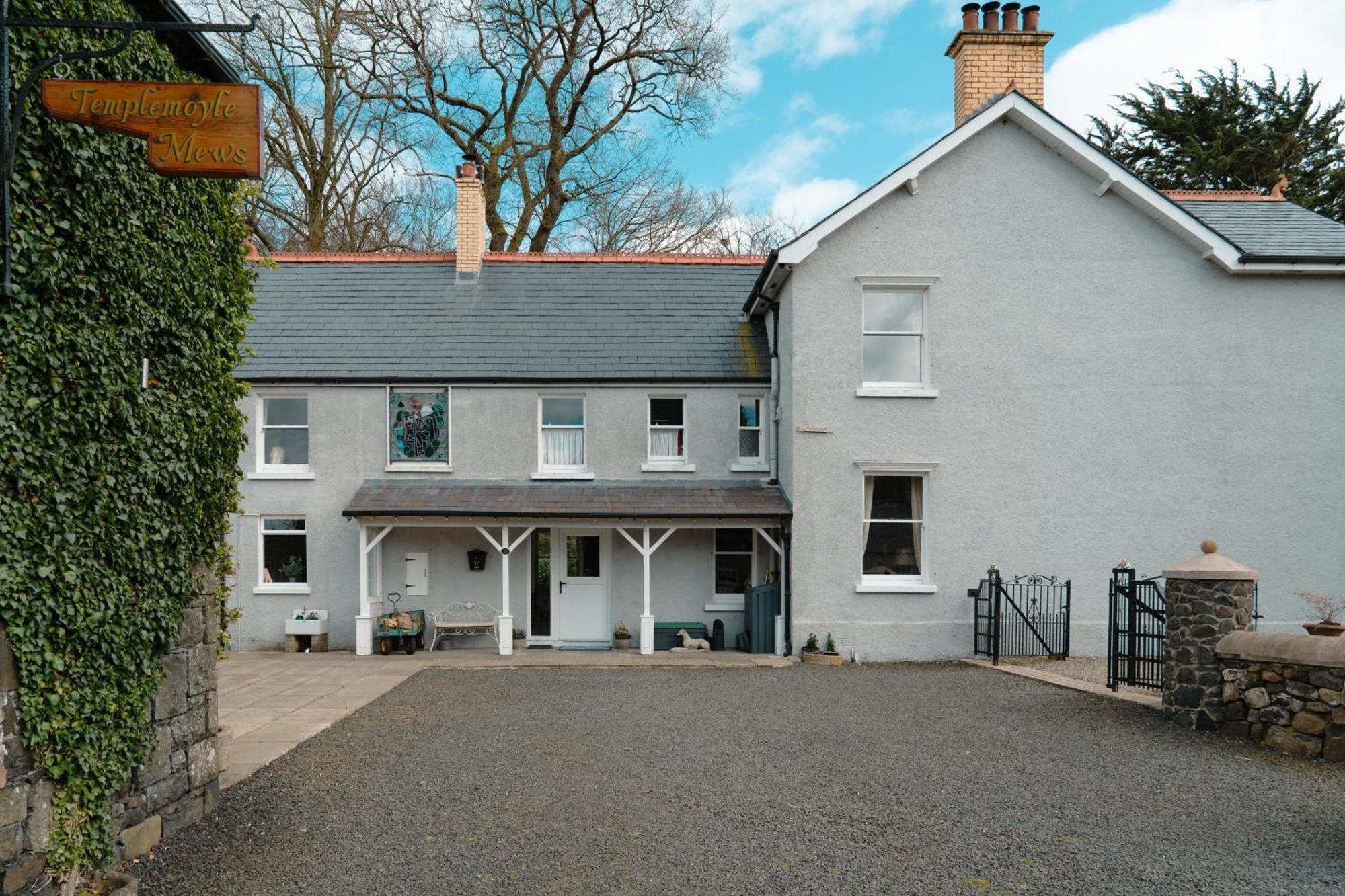 Luxury Accommodation In County Antrim With Riverside Hot Tub Kells Zewnętrze zdjęcie